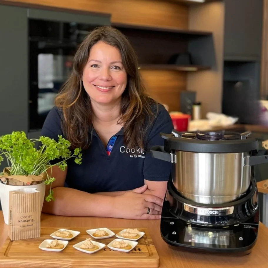 Claudia Model - Bosch Cookit Beraterin und Teamleiterin Claudia Model - Bosch Cookit Beraterin und Teamleiterin